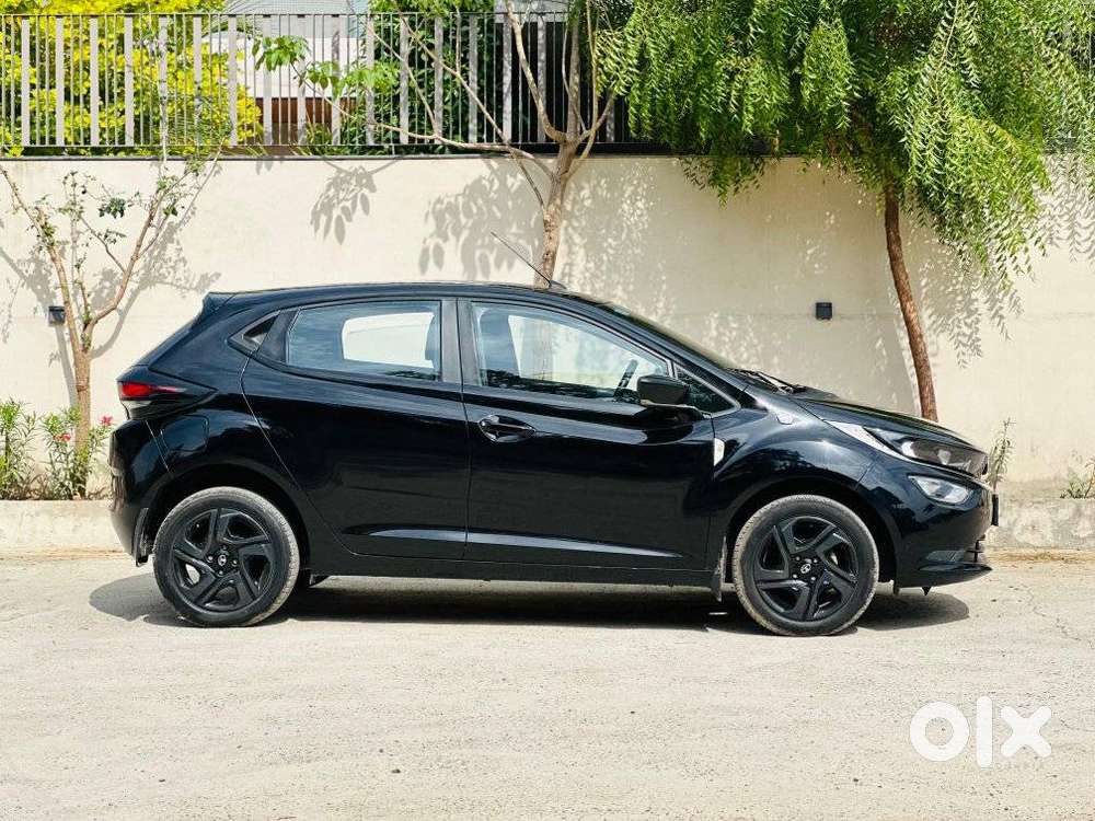 Tata Altroz 1.2 Xt Dark Edition Petrol, 2023, Petrol