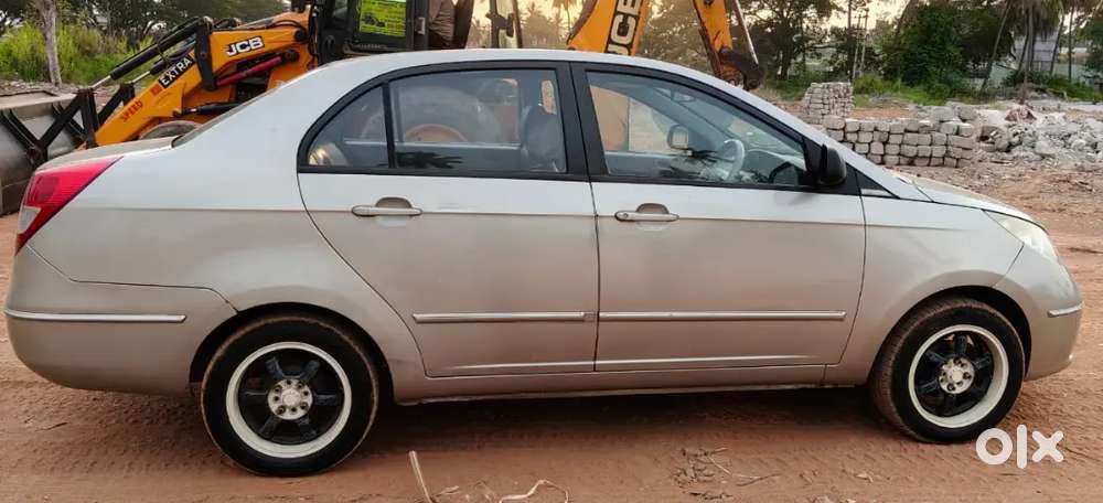 Tata Manza Aura Safire 2010 Petrol 98000 Km