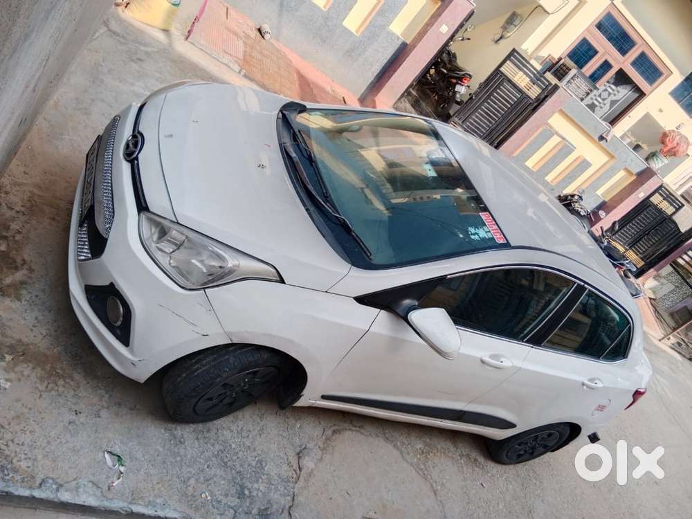 Hyundai Xcent 2016 Diesel 120000 Km Driven