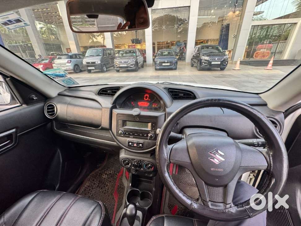 Maruti Suzuki S-presso Vxi At, 2022, Petrol
