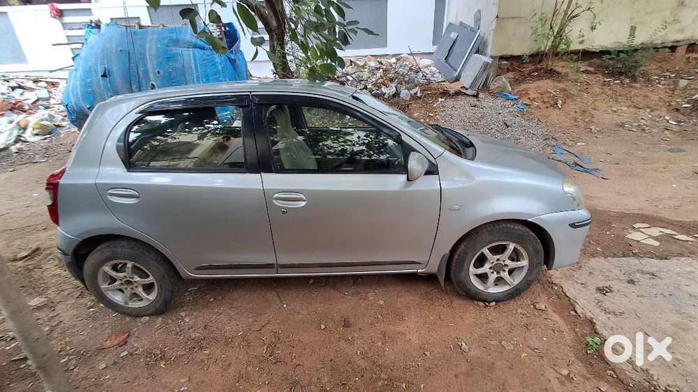 Toyota Etios Liva 2012 Diesel Manual 96000 Km Driven
