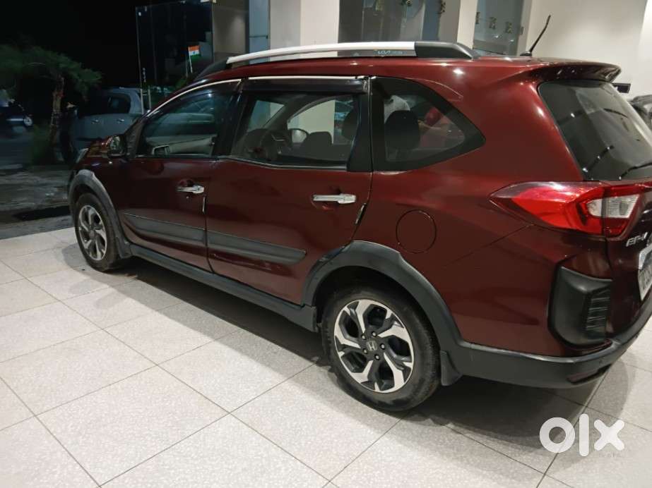 Honda Br-v I-vtec V Mt, 2016, Petrol