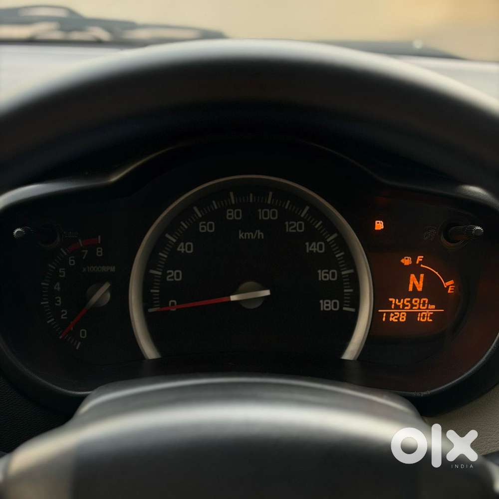Maruti Suzuki Celerio Vxi At, 2016, Petrol