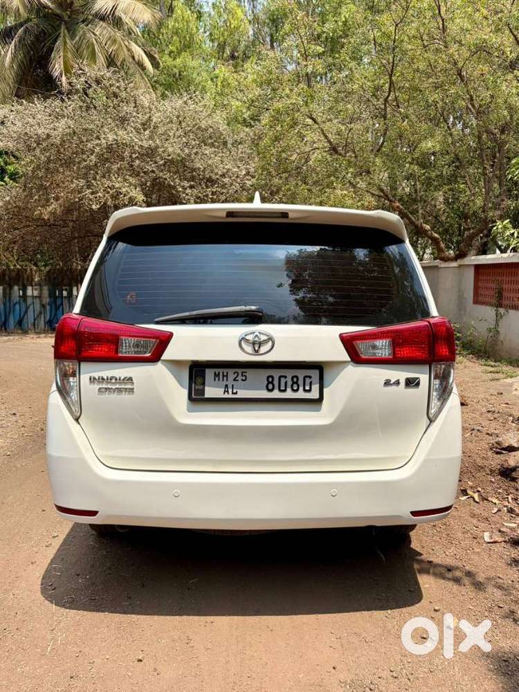 Toyota Innova Crysta 2.4 V, 2017, Diesel