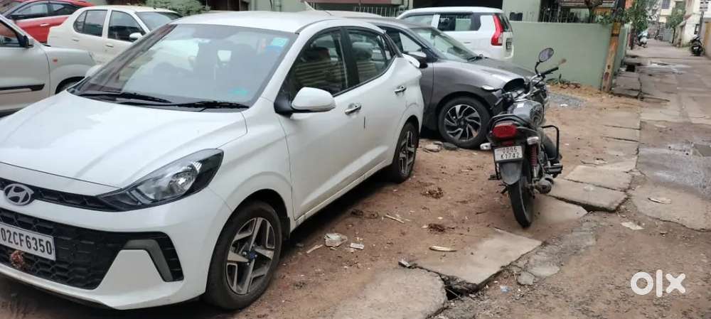 Hyundai Aura 2023 Petrol 21000 Km Driven
