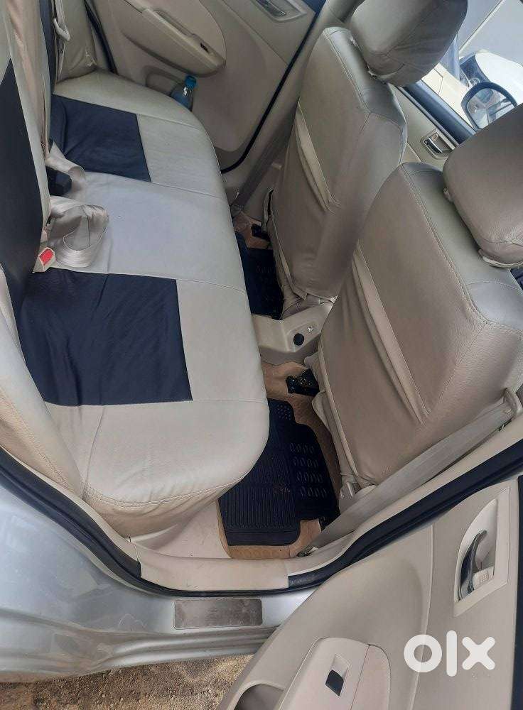 Maruti Suzuki Swift Dzire, 2015, Petrol