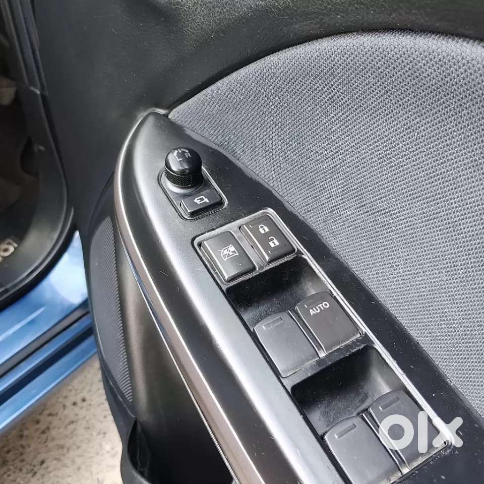 Maruti Suzuki Baleno 1.2 Zeta At, 2021, Petrol