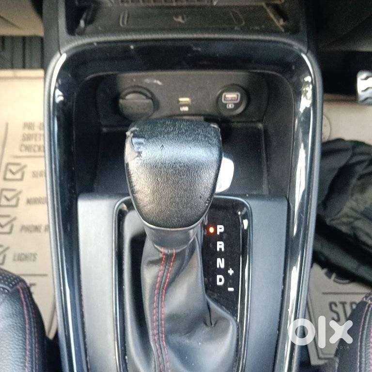 Kia Sonet Gtx Plus Turbo Dct, 2021, Petrol