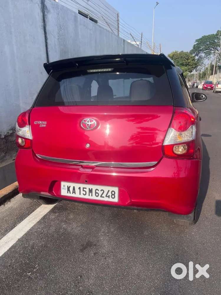 Toyota Etios Liva 2013 Diesel 130000 Km Driven