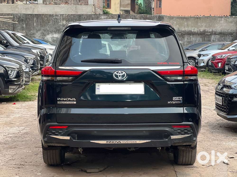 Toyota Innova Hycross 2.0 Zx Hybrid 7 Str, 2023, Cng & Hybrids