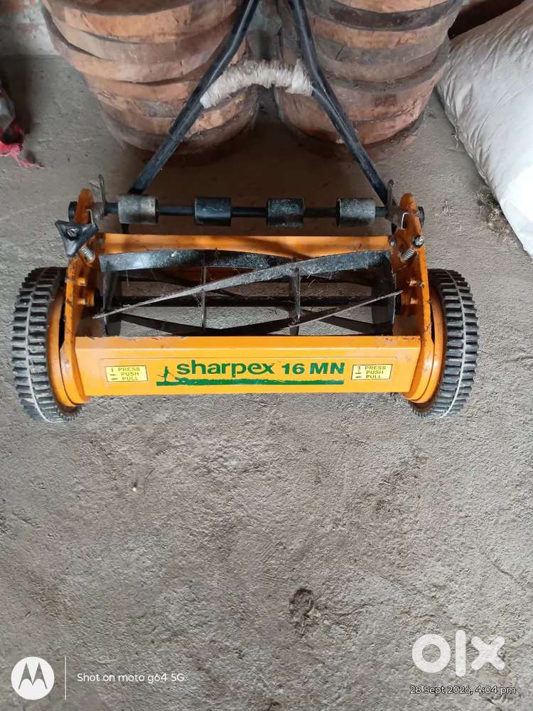 Sharpex Manual Grass Cutting Machine, Good Condition