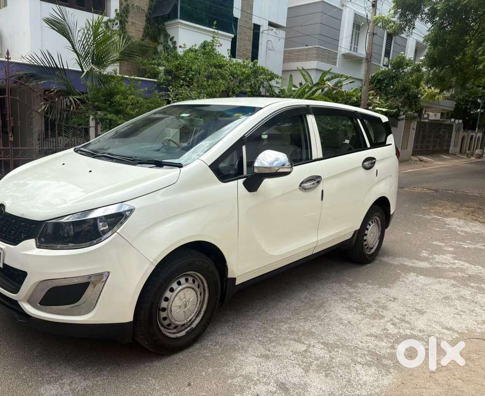 Mahindra Marazzo M2, 2018, Diesel