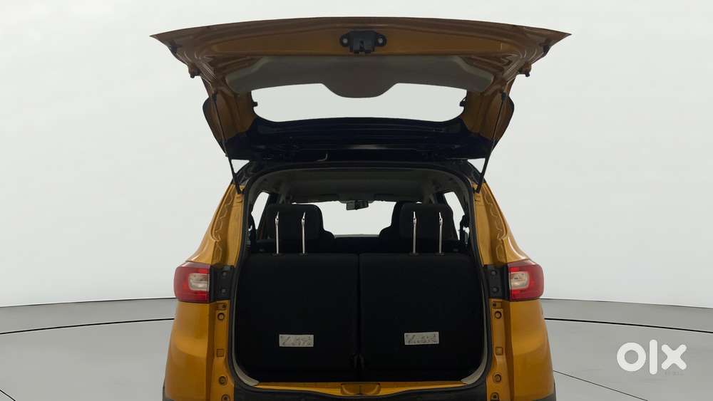 Renault Triber 1.0 Rxz Amt Dual Tone, 2021, Petrol