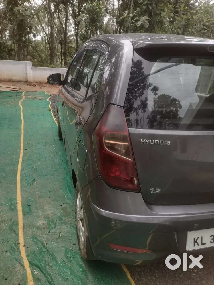 Hyundai I10 Sportz 2012