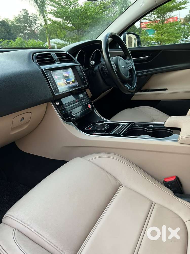 Jaguar Xe 2.0l Diesel Pure, 2017, Diesel
