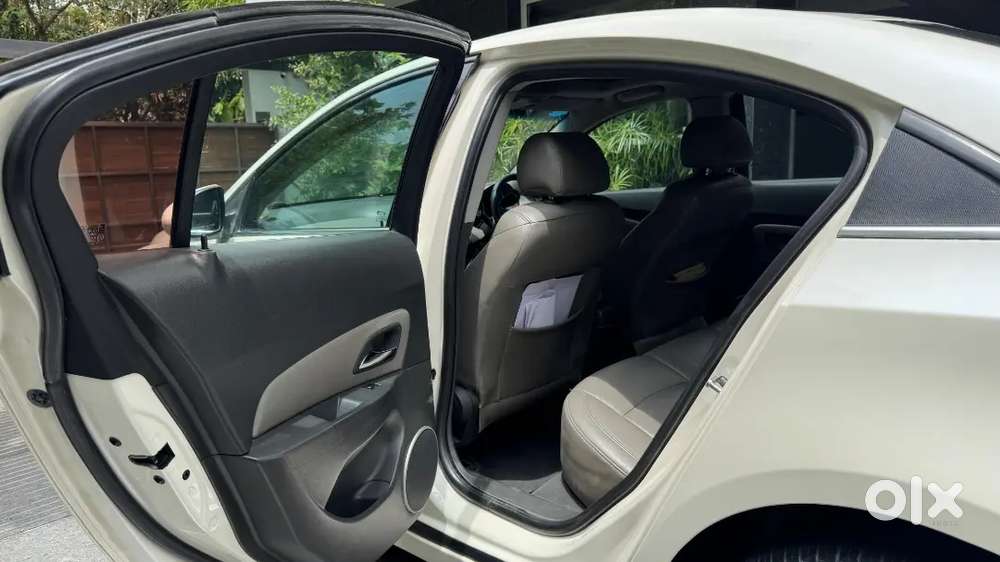 Chevrolet Cruze Ltz At 2010