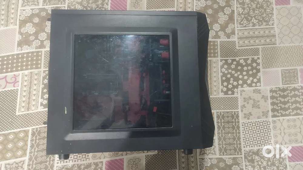 Gamaming PC with Gaming keyboard and mouse + additional wireless