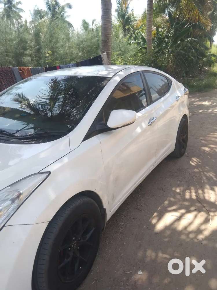 Hyundai Elantra 2013