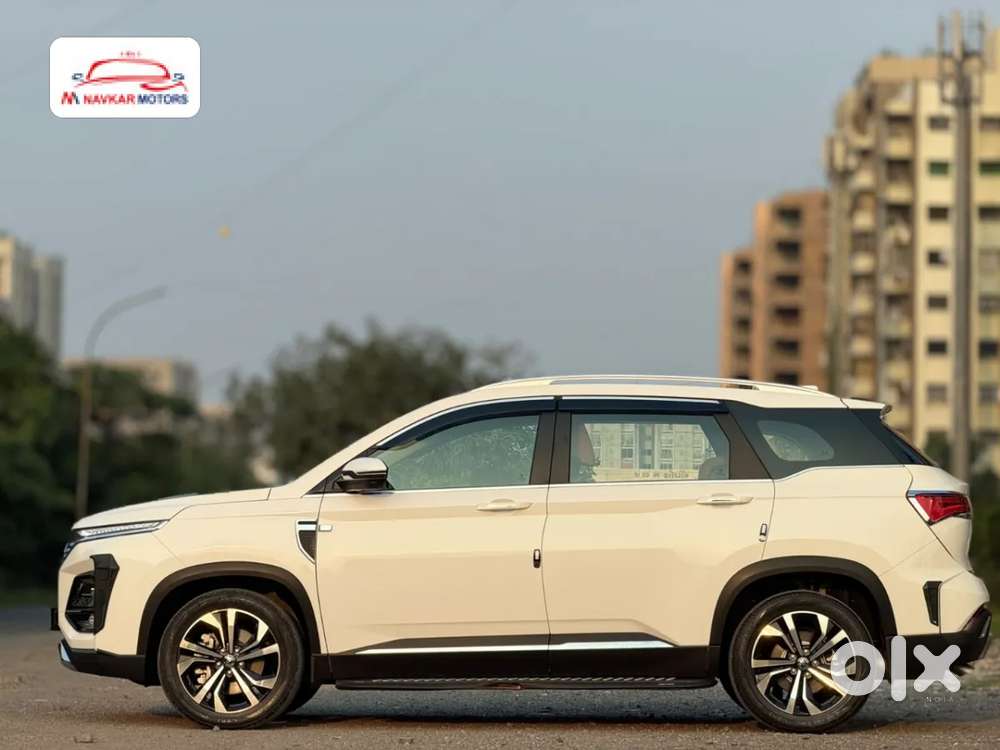 Mg Hector Plus Sharp Pro 1.5 Turbo Petrol Cvt 7 Str, 2025, Petrol