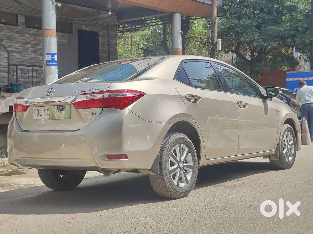 Toyota Corolla Altis G At, 2015, Petrol