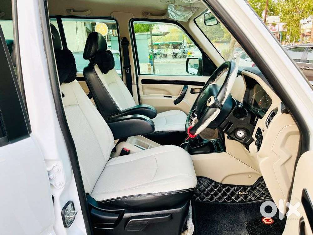 Mahindra Scorpio Classic 2.2 S 11 Mt 7 Str, 2024, Diesel