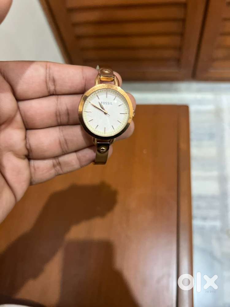 FOSSIL WOMENS WATCH REF NO: BQ3026 IN MINT CONDITION ( 100  display picture 3