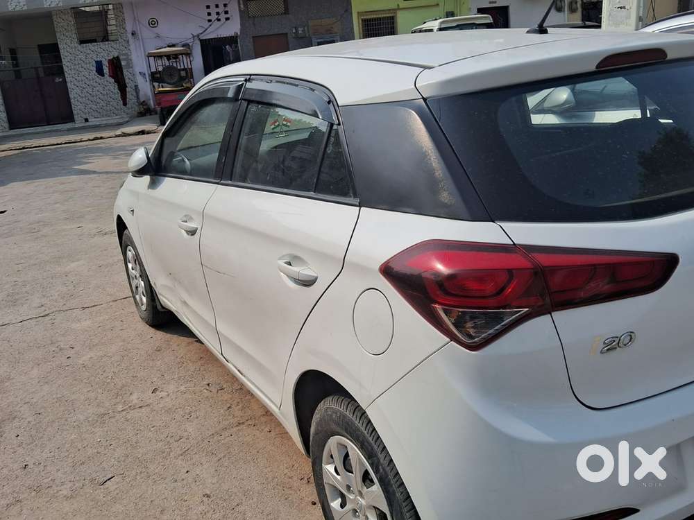 Hyundai I20 Petrol Magna 2015