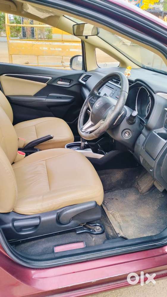 Honda Jazz V Automatic, 2017, Petrol