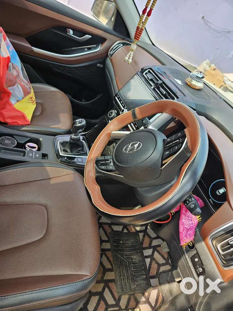 Hyundai Alcazar 3 Petrol Well Maintained