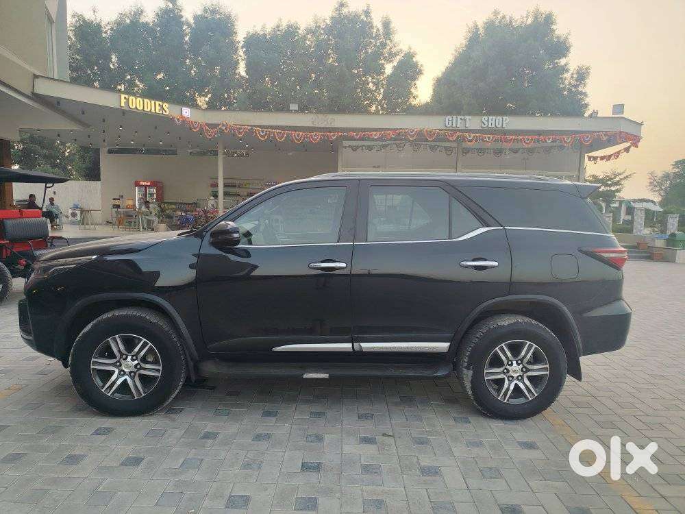 Toyota Fortuner 4x2 At 2.8 Diesel, 2023, Diesel