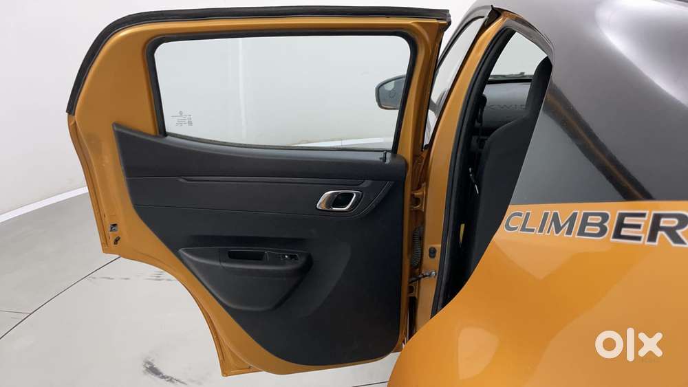 Renault Kwid 1.0 Climber (o) Dual Tone, 2022, Petrol