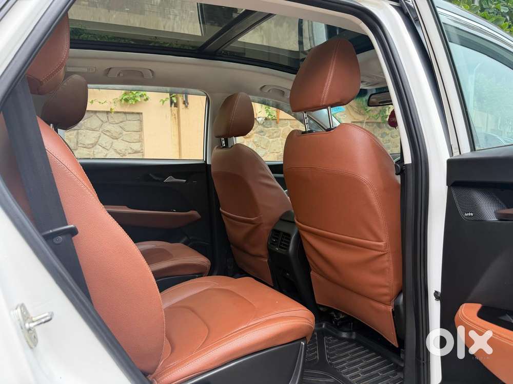 Mg Hector Plus 1.5 Sharp Turbo Cvt 6 Str, 2021, Petrol