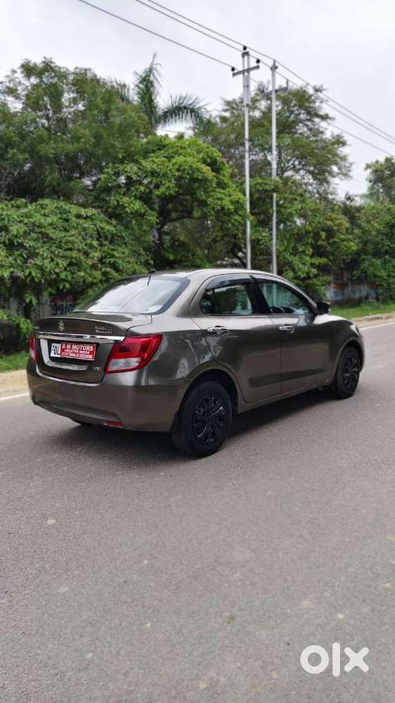 Maruti Suzuki Dzire 1.2 Vxi Amt, 2018, Petrol