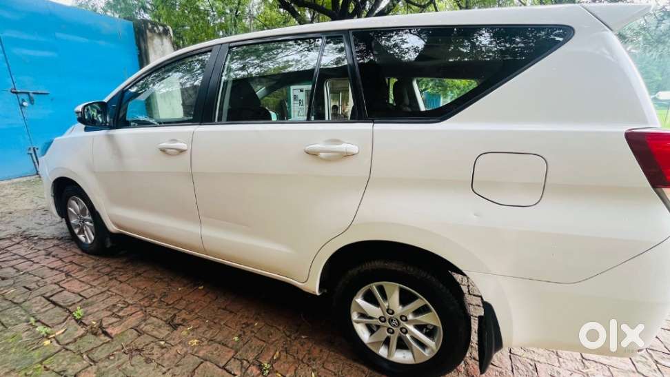 Toyota Innova Crysta 2.4 G Mt, 2018, Diesel