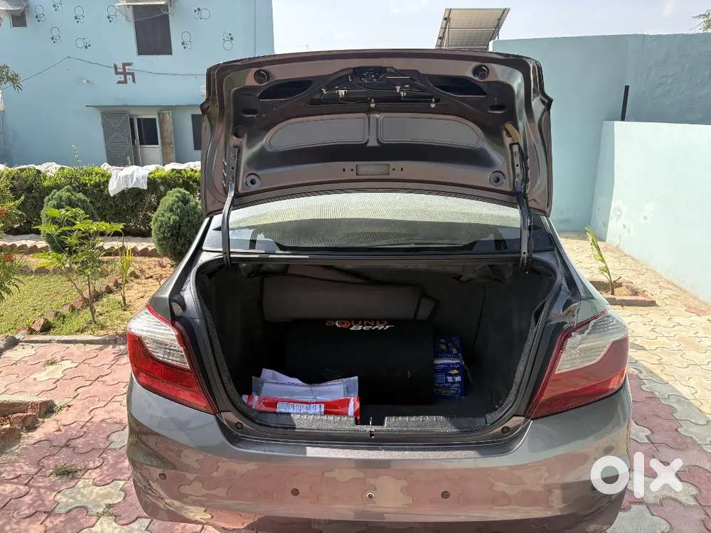 2018 Honda Amaze S ( Pride Edition)petrol Manual
