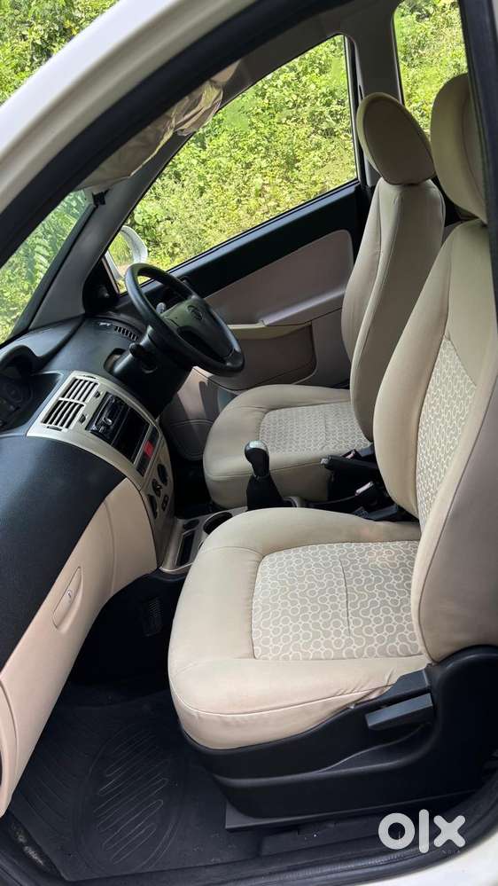 Tata Vista Tech Ls Bs Iv, 2011, Petrol
