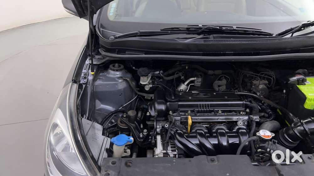 Hyundai Verna Fluidic 1.6 Vtvt Sx Opt, 2012, Petrol