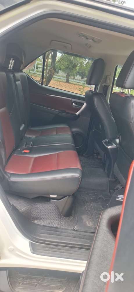 Toyota Fortuner Legender 4x2 At 2.8, 2023, Diesel