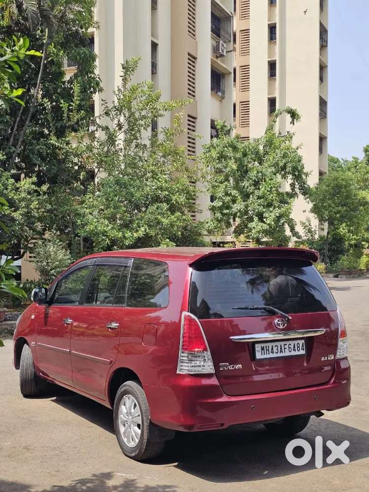 Toyota Innova 2011 Diesel 115000 Km Driven