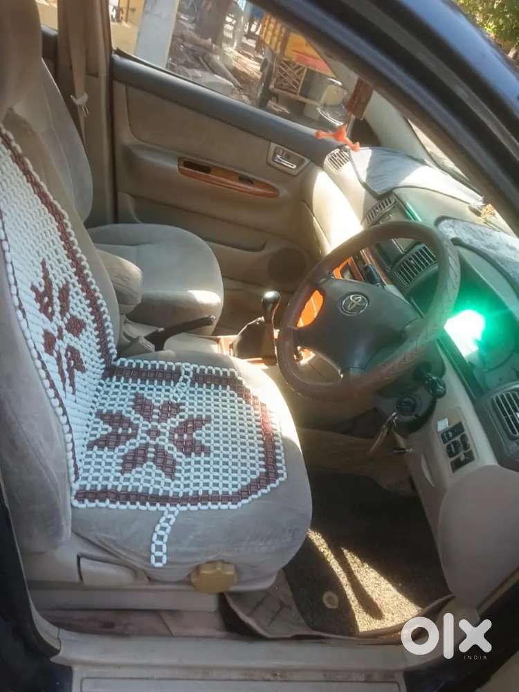 Toyota Corolla H5 2004 Year