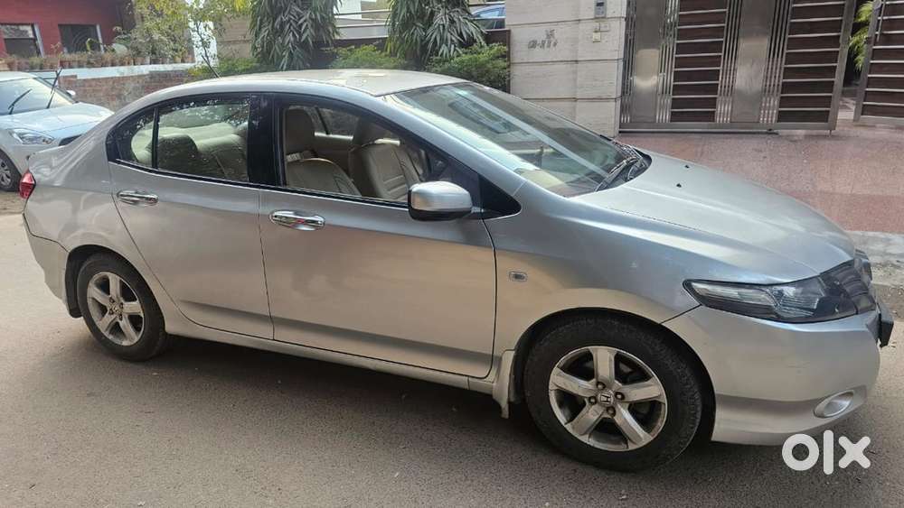 Honda City V At 2011