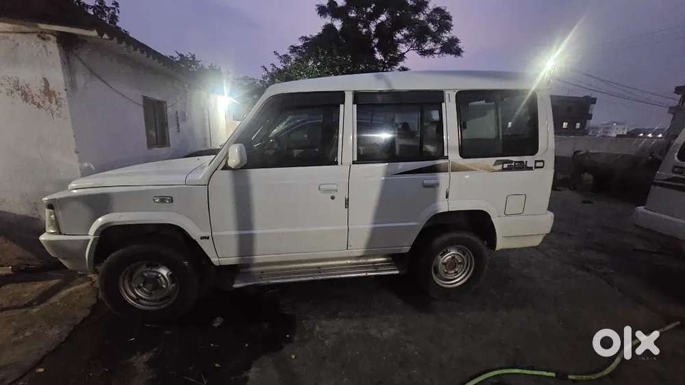 Tata Sumo Gold 2018