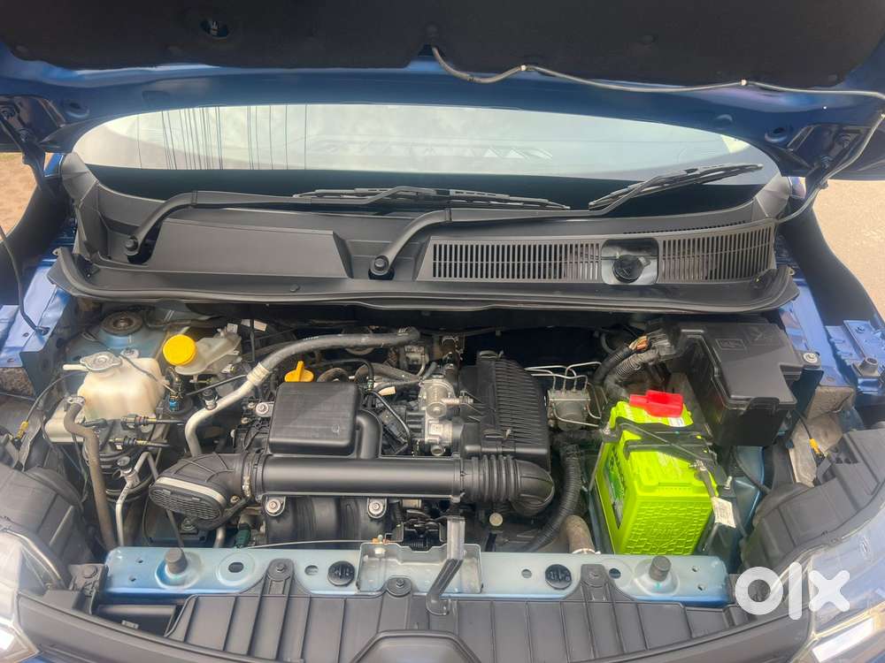 Renault Triber Rxl, 2022, Petrol