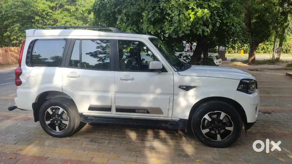 Mahindra Scorpio Classic 2025 Brand New Showroom Condition