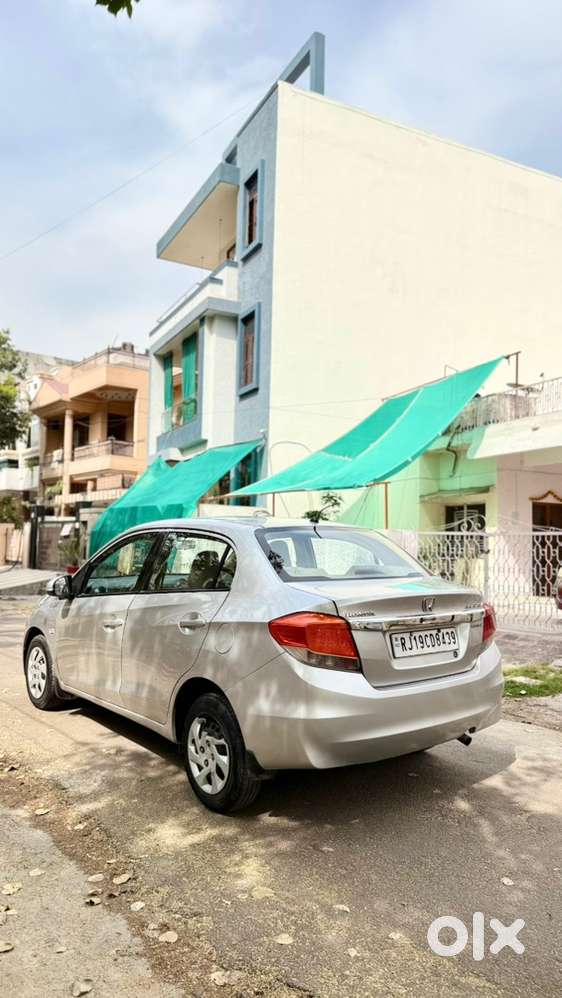 Honda Amaze 2015 Diesel Well Maintained