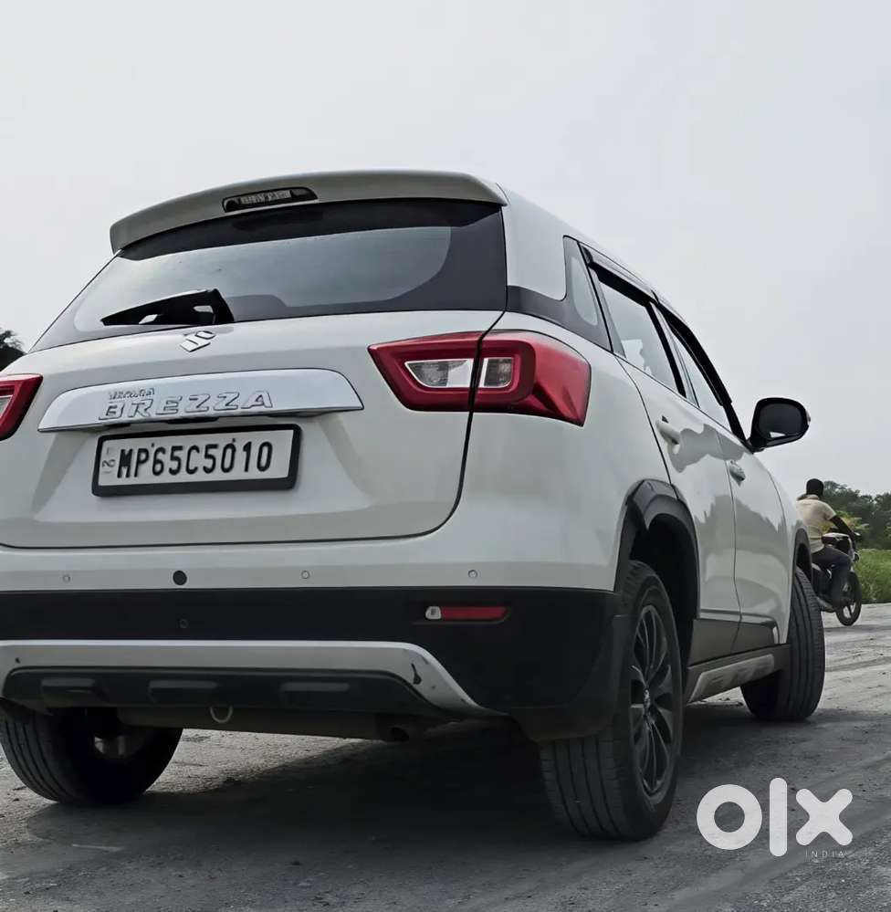 Maruti Suzuki Brezza 2022 Zxi Plus At