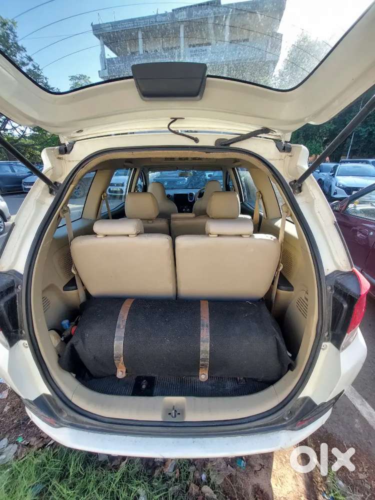 For Sale: 2014 Honda Mobilio Petrol + Cng (reg. 2015)