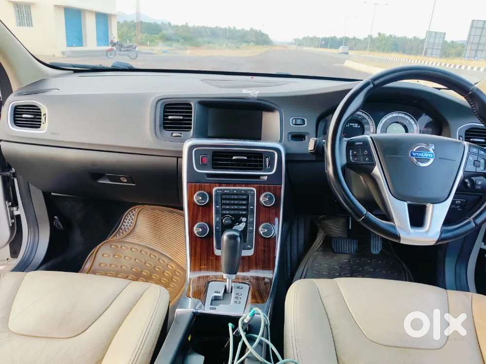 Volvo S60 2012 Diesel Well Maintained