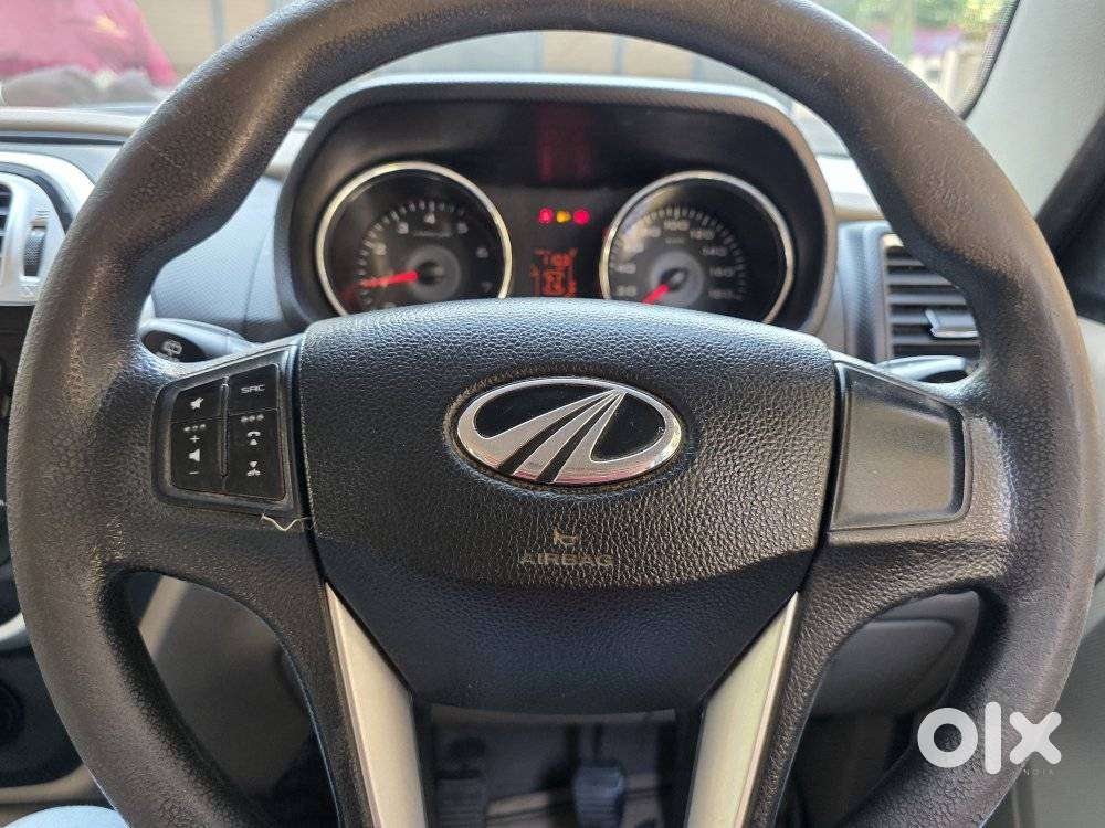 Mahindra Tuv 300 T8, 2016, Diesel