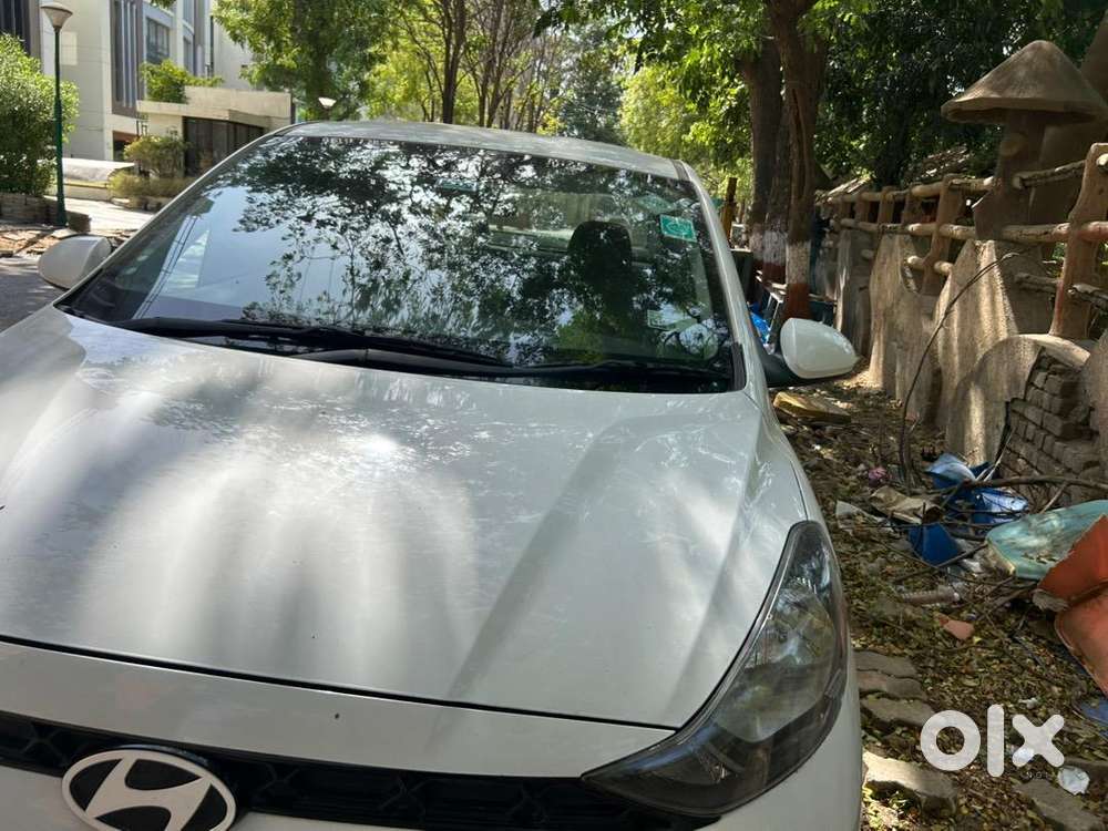 Texi Parcing Car  Aura 2025 Model